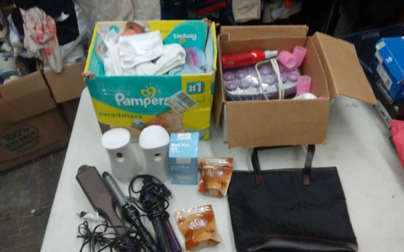 2-Boxes Of Hair Implements, Bath Towels, Room Air Fresh Sprayers