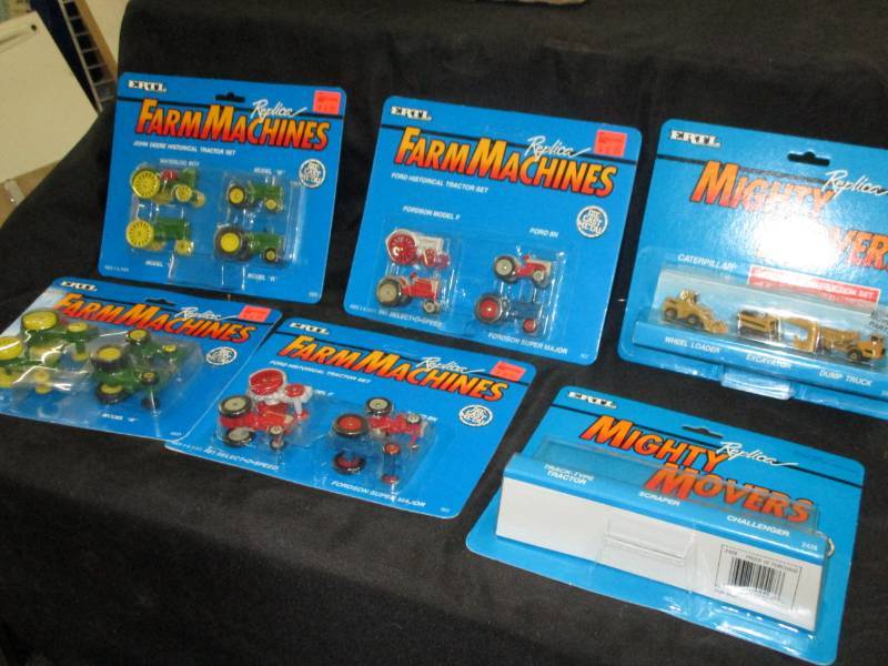 lot 53 image: Ertl Farm Machines and Tractors