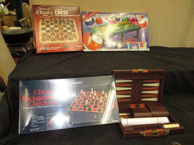 lot 70 image: Assorted Games