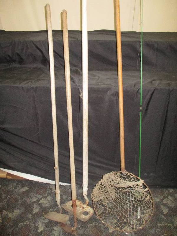 lot 78 image: Vintage Fish Net, Garden Hoe, Tumwater fishing reel