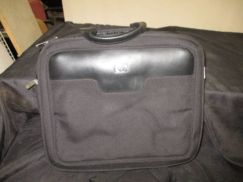lot 121 image: HP Computer Bag Heavy Duty
