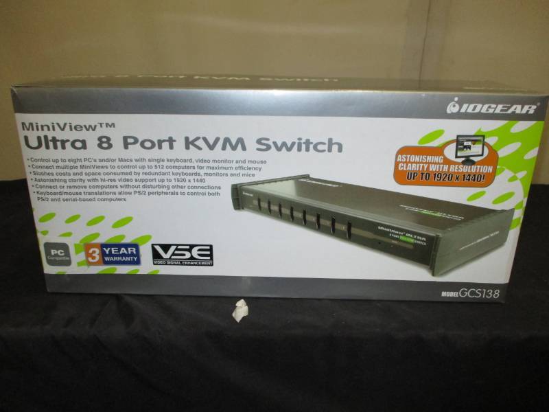 lot 131 image: Ultra 8 Port KVM Switch Mini View  PC Compatible