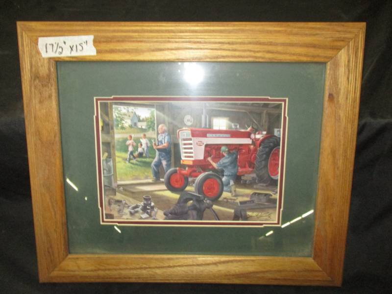 lot 139 image: Farmall Picture