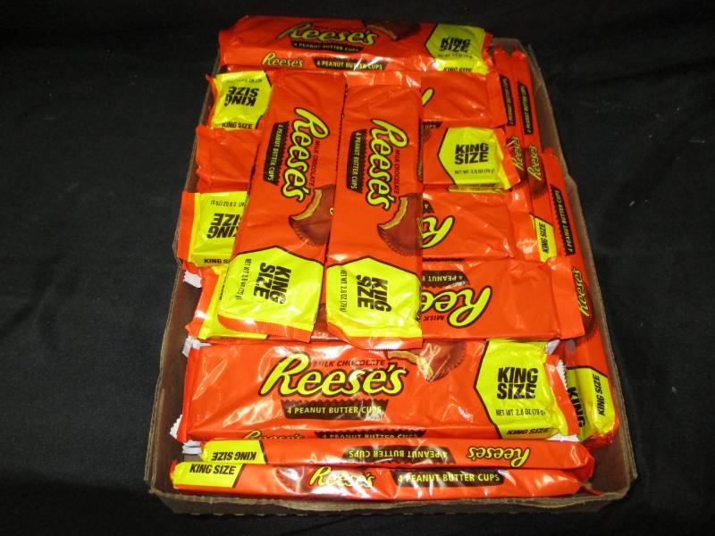lot 208 image: Approx 35 Various Reeses