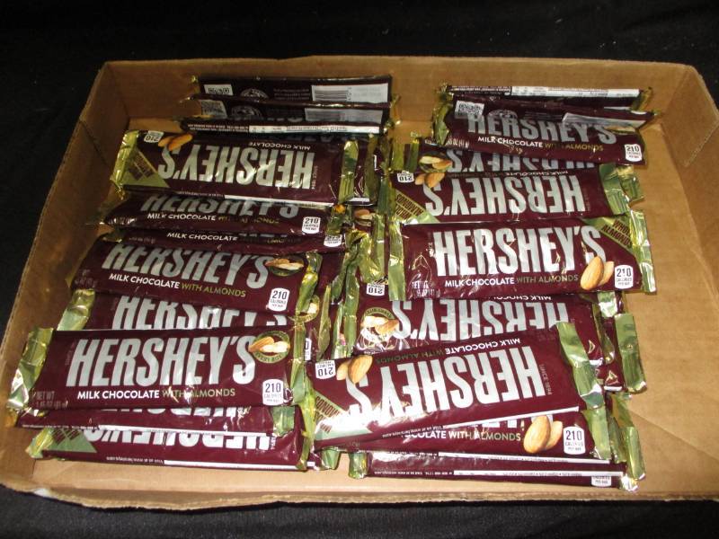 lot 210 image: 50 Herseys Candy Bars
