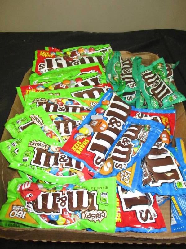 lot 217 image: Approx 32 m&ms