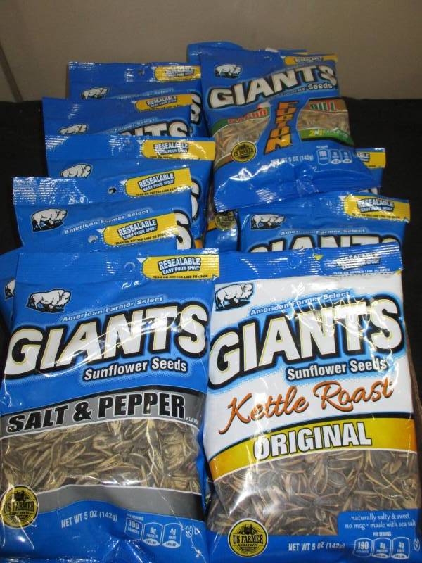 lot 223 image: 14 Big Bags of Seeds