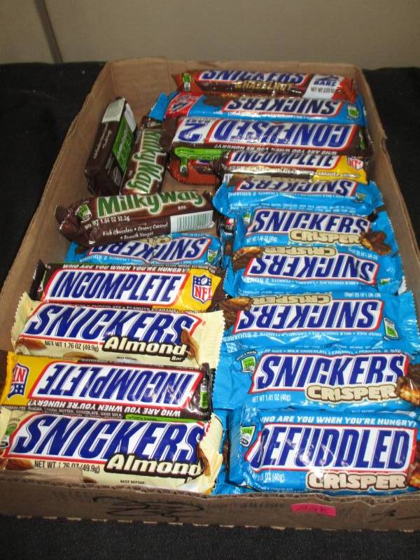 lot 228 image: 32 various snickers bars
