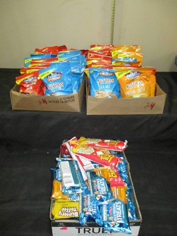 lot 249 image: 77 various snack packs
