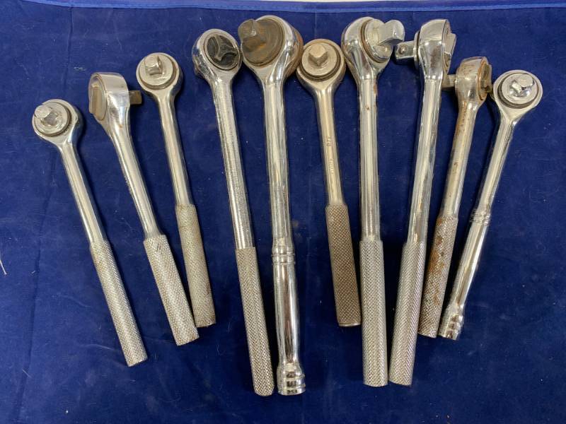 lot 5 image: Lot of 10 Socket Ratchet Wrenches