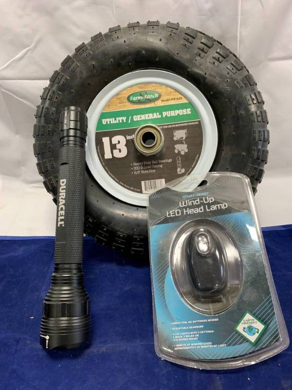 lot 11 image: Duracell Flashlight, LED Headlamp, 12 Tire