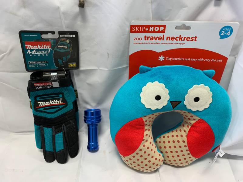 lot 27 image: Makita Contractor Gloves, LED Flashlight, Travel Pillow