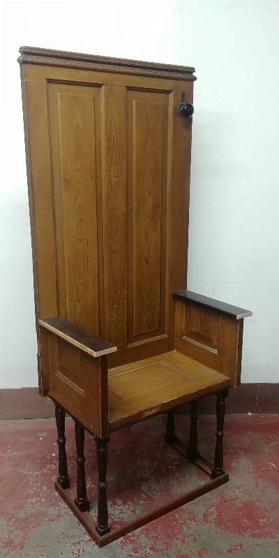 lot 29 image: Vintage Hand Crafted Entry Seating from 117yr old Antique Doors & Hardware