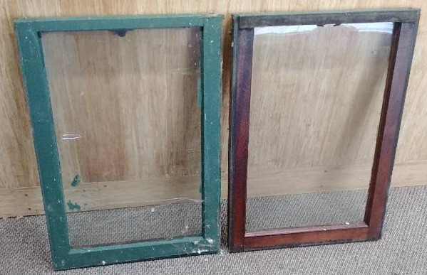 lot 122 image: 117yr Old Home Antique Leaded Glass Units