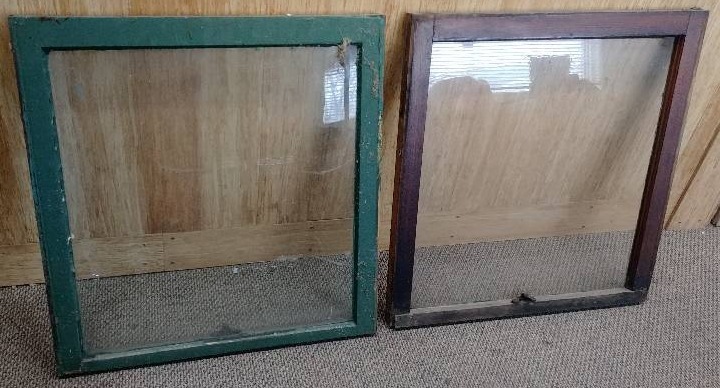 lot 123 image: 117yr Old Home Antique Leaded Glass Units
