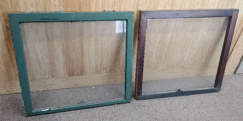 lot 124 image: 117yr Old Home Antique Leaded Glass Units