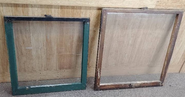 lot 129 image: 117yr Old Home Antique Leaded Glass Units