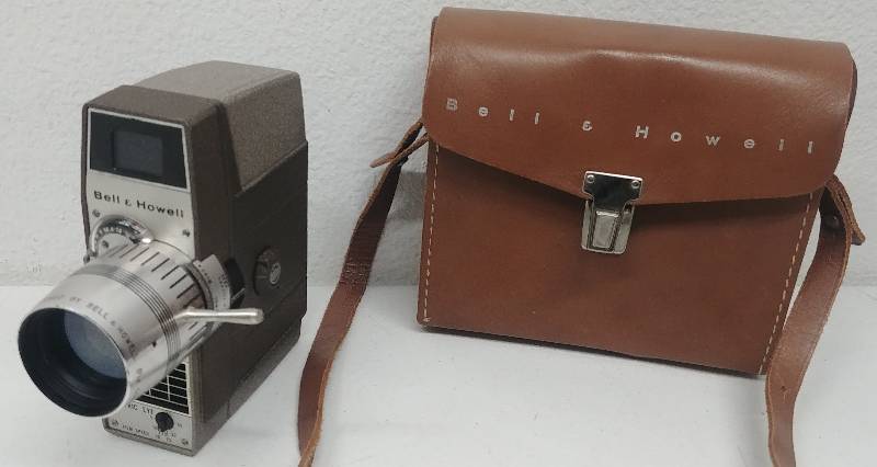 lot 68 image: Vintage Bell & Howell Video Camera