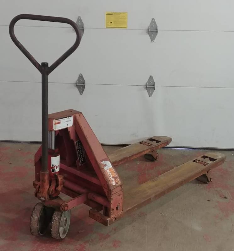 lot 97 image: Dayton 5,000lb Pallet Jack, tested as working