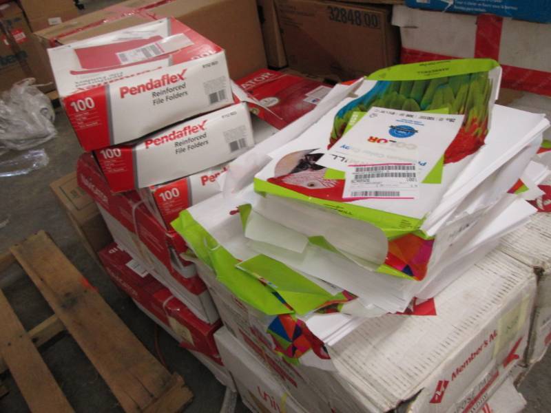 lot 29 image: 3 Boxes Pendaflex Reinforced File F...