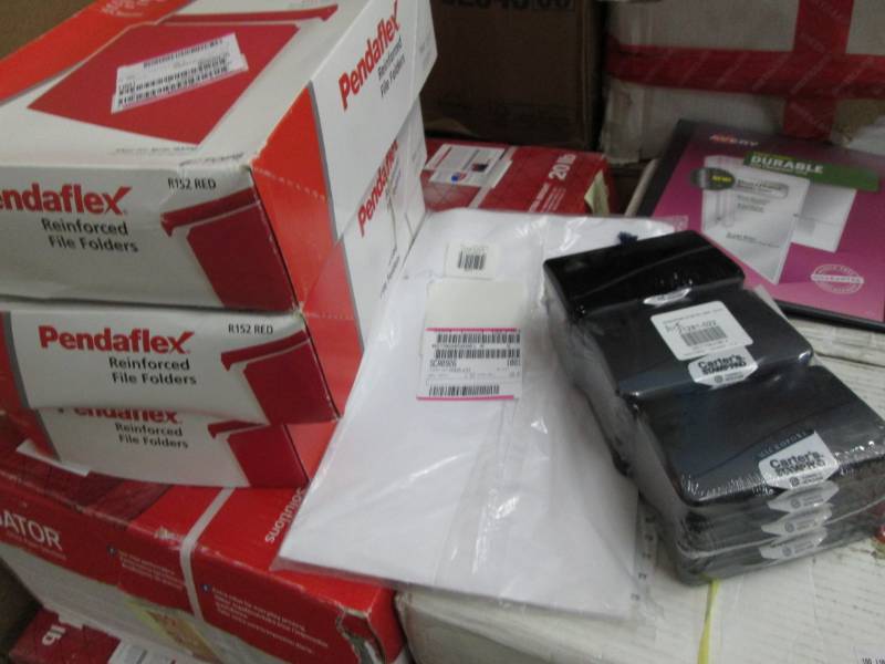 lot 30 image: 3 Boxes Pendaflex Reinforced File F...