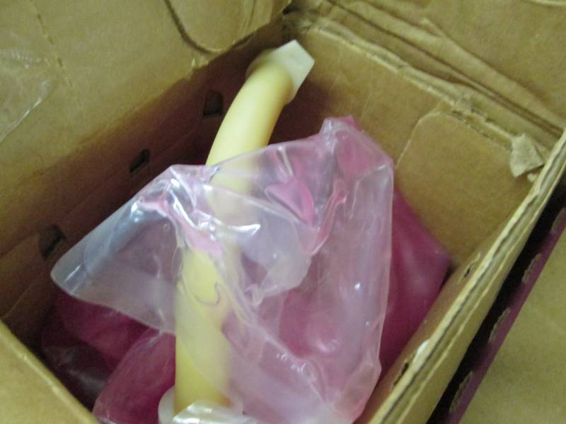 lot 76 image: Scott Pink Lotion Hand Soap 2- 8L R...