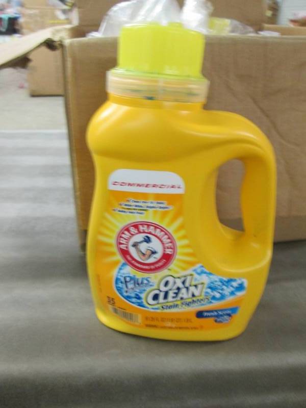 lot 92 image: Lot of 5 Arm & Hammer plus Oxy Clea...