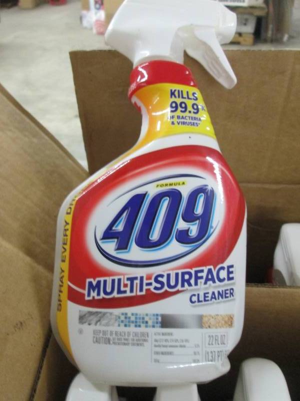 lot 114 image: 10 - 22 fl oz 409 Multisurface Clea...