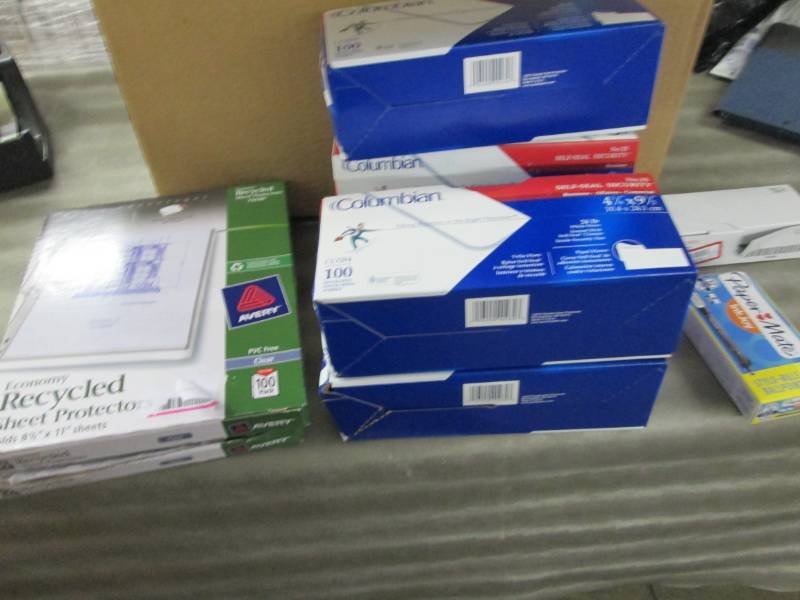 lot 129 image: 2 Boxes Sheet Protectors, 5 Boxes #...