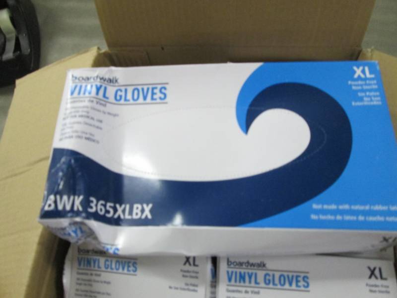 lot 142 image: 10 boxes Boardwalk XL Vinyl Gloves ...