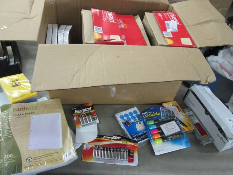 lot 143 image: 3 Boxes of Universal Manila Reinfor...