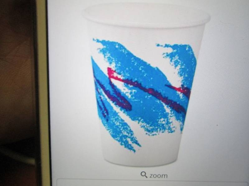 lot 157 image: Case of 1000 12 oz Jazz Design Pape...