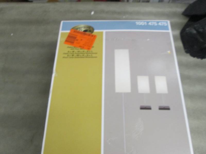 lot 252 image: Hampton Bay 60 in. Floor and 19 in....