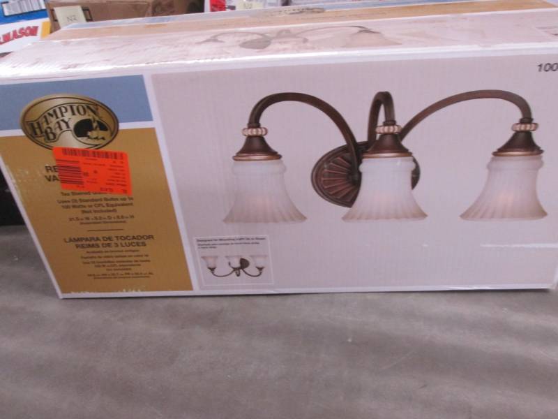 lot 279 image: Hampton Bay Reims 3-Light Berre Wal...