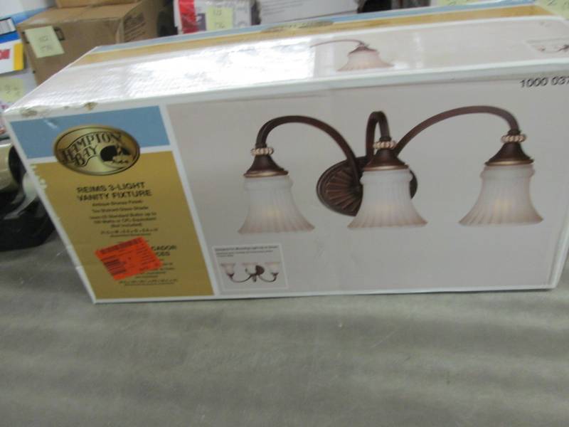 lot 280 image: Hampton Bay Reims 3-Light Berre Wal...