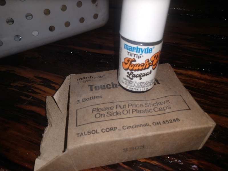 lot 5 image: Vintage Touch-Up Paint