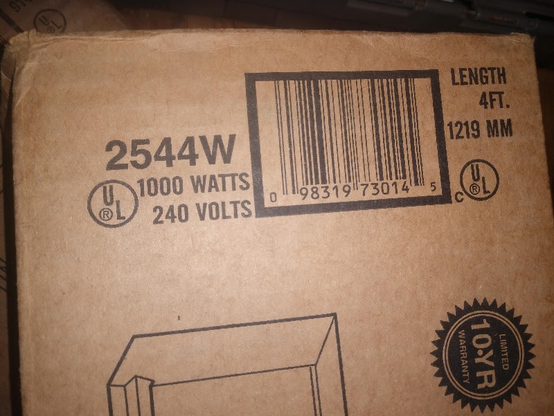 lot 41 image: Electric Baseboard Heaters (4)