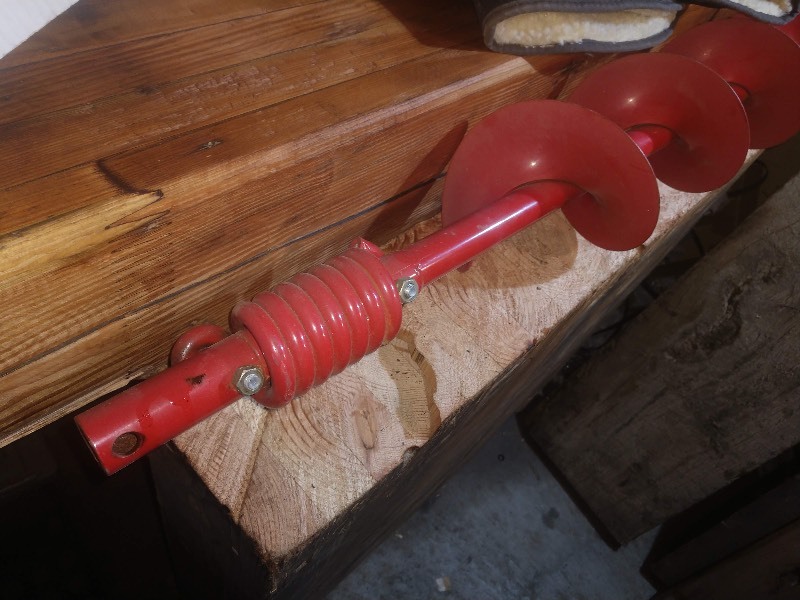 lot 42 image: Craftsman 10ft Extension Rail Kit, Orange Hard Hats, ShopMaster III Halogen Shop Light, Red Auger, Hoop Shower Rod, BagMan Sherpa Lined Bag