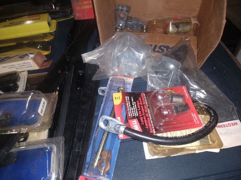 lot 89 image: New Old Stock Windshield Wipers (Various Lengths) and Other Car Accessories