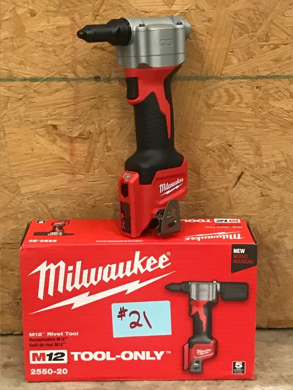 Milwaukee Rivet Tool