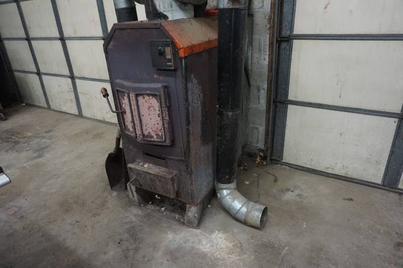Comfort King Brand Wood Burning Shop StoveHeater
