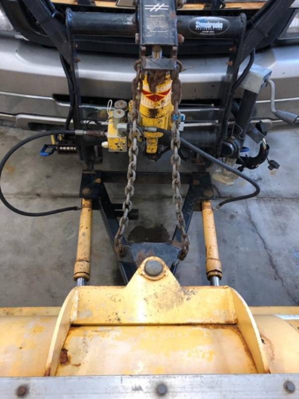 Meyers 9 Snow Plow With Double Cutting Edge