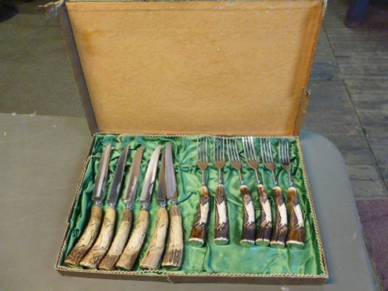 lot 14 image: Antique Solingen Knife Set