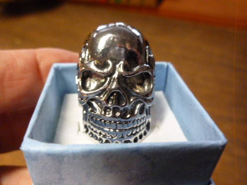 lot 56 image: Mens Biker Ring