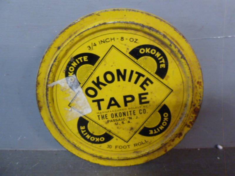 lot 123 image: Vintage Metal Container