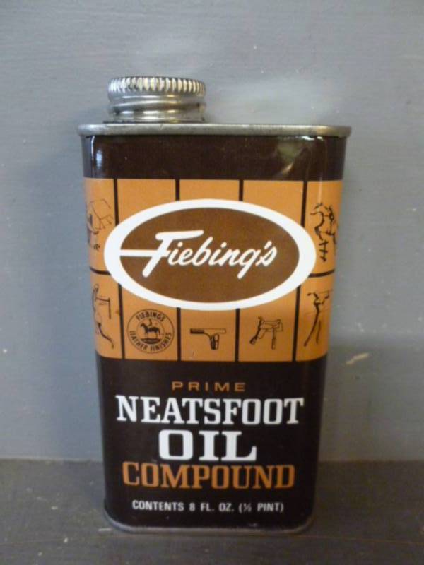 lot 131 image: Vintage Oil Can