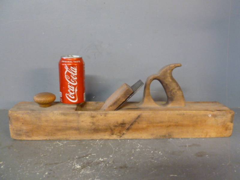 lot 145 image: Antique Block Plane