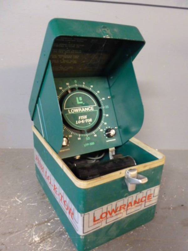 lot 148 image: Vintage Fish Locator