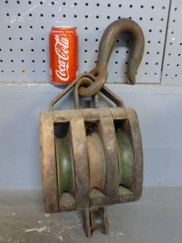 lot 156 image: Vintage Barn Pulley