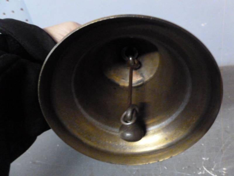 lot 180 image: Vintage Bell